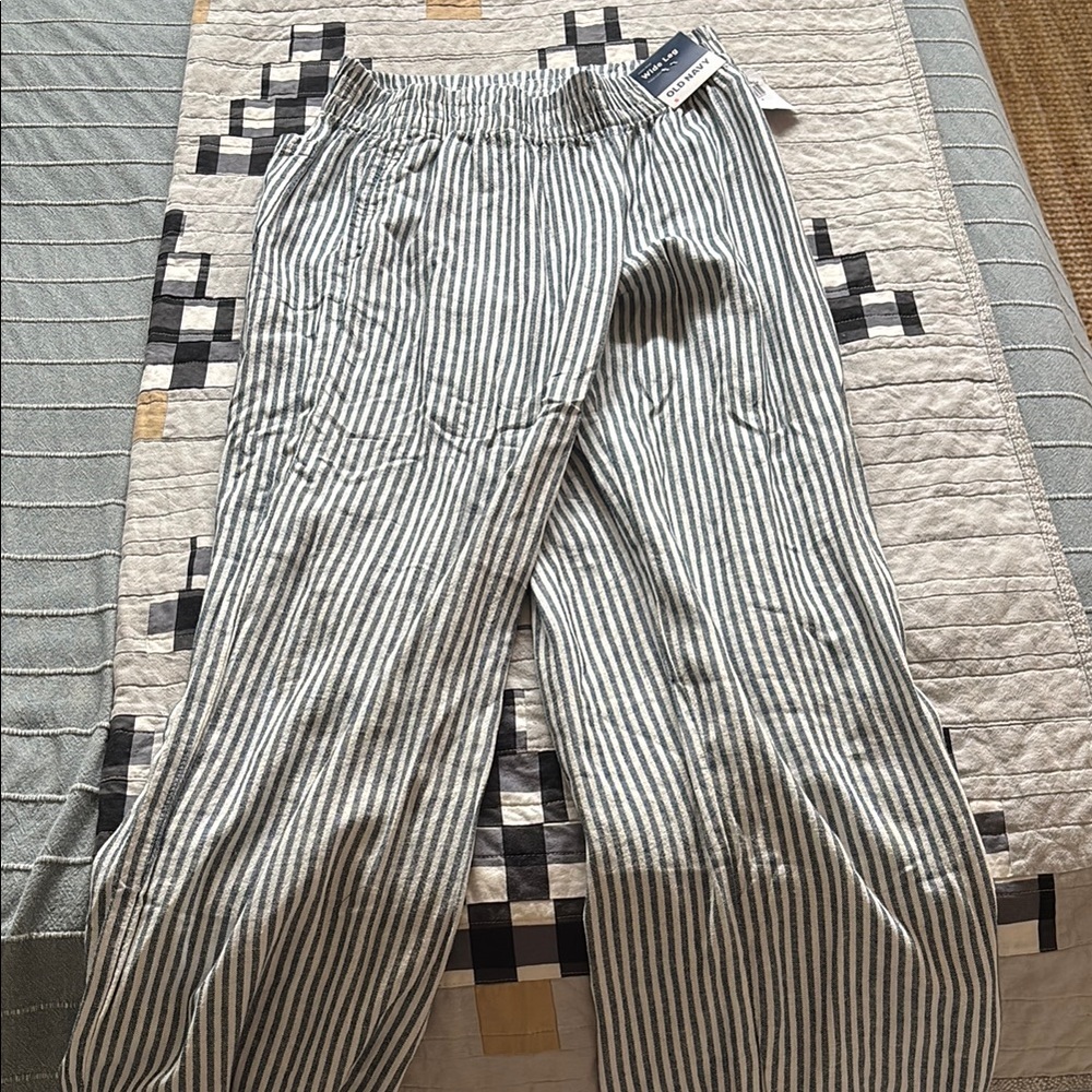 Old Navy Blue and White Striped Linen Wide Leg Pants